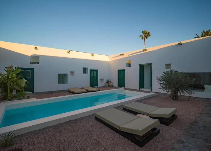 Casa Montelongo - Adults Only فيلة